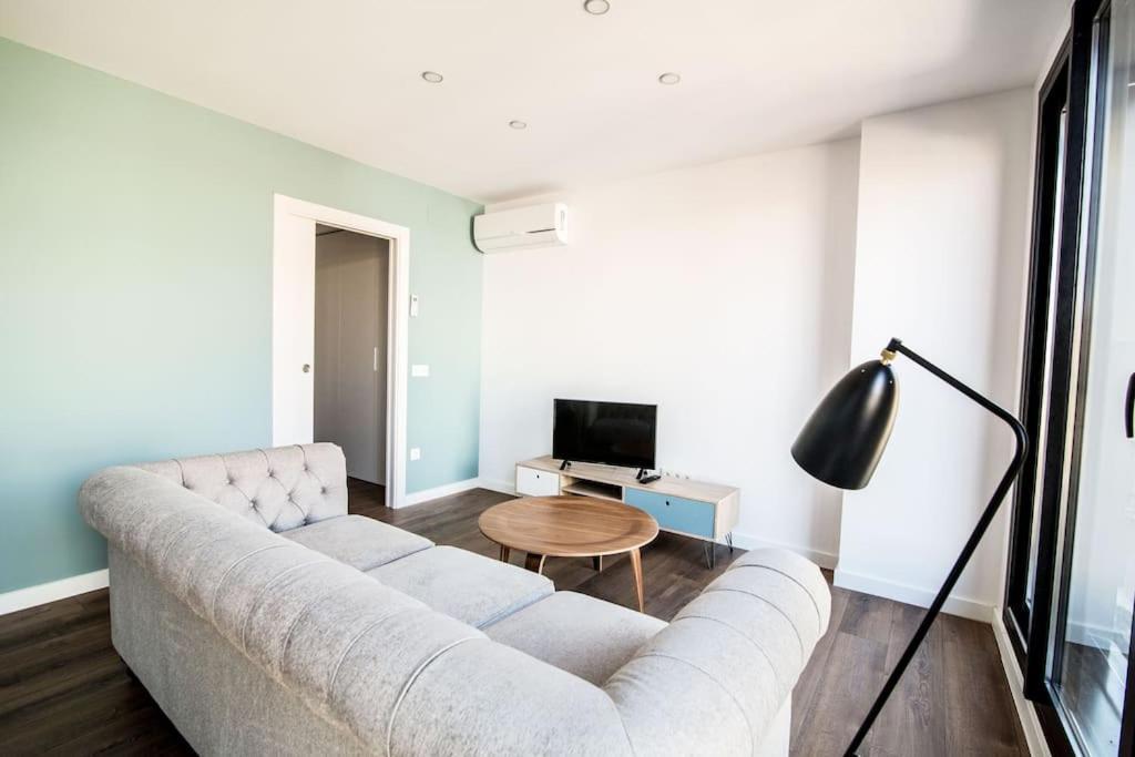 Апартаменти 3-2 Apartamento De Diseno En El Centro De Реус Екстер'єр фото